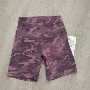 Pink camo align short NWT